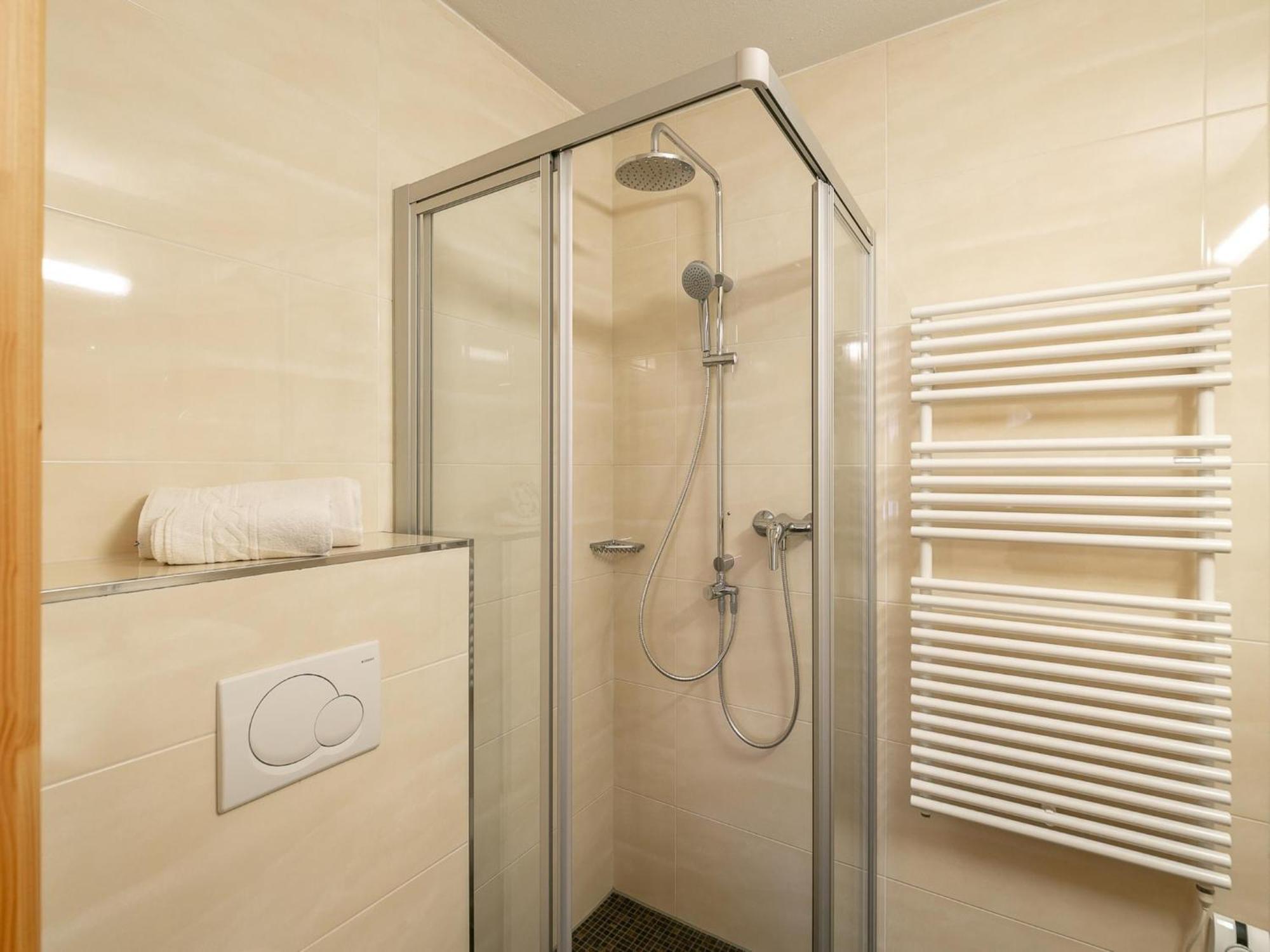 Cosy Apartment In F Gen Fuegen Luaran gambar